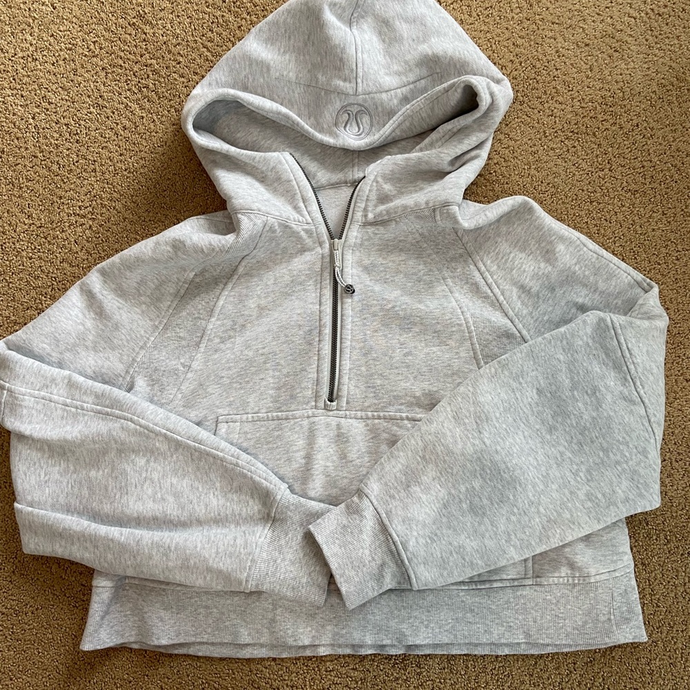 Lululemon scuba with hood